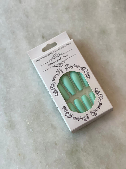 Turquoise fake nails mat color